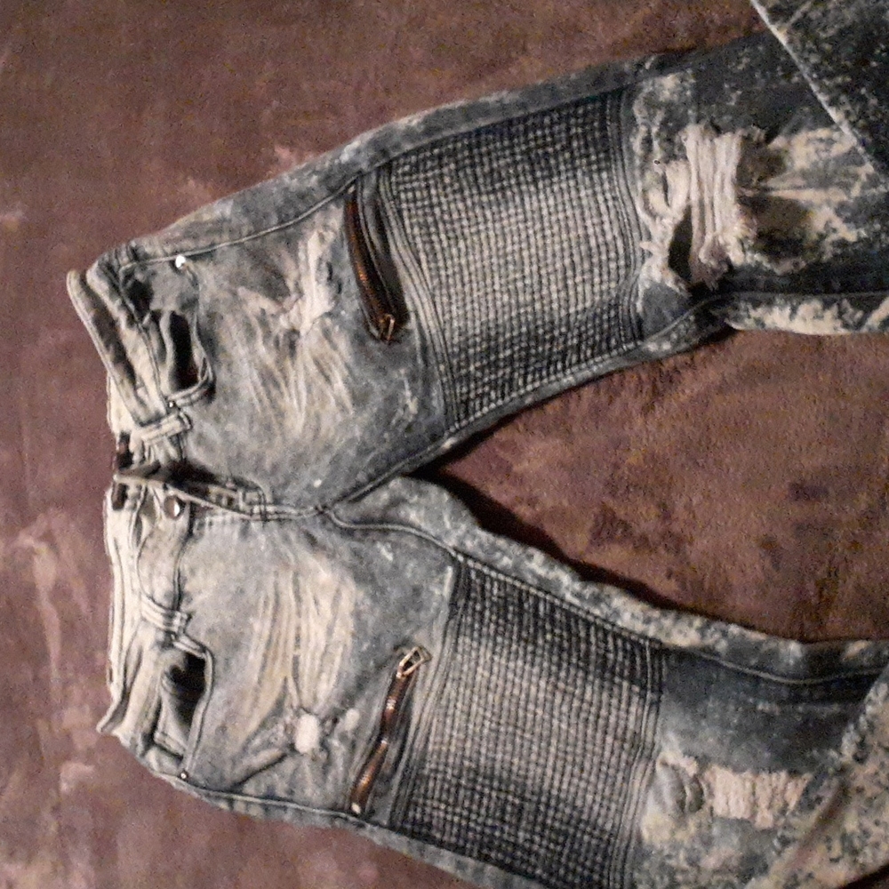 Womens size 7/8 twenty one black premium by rue 21 jeans